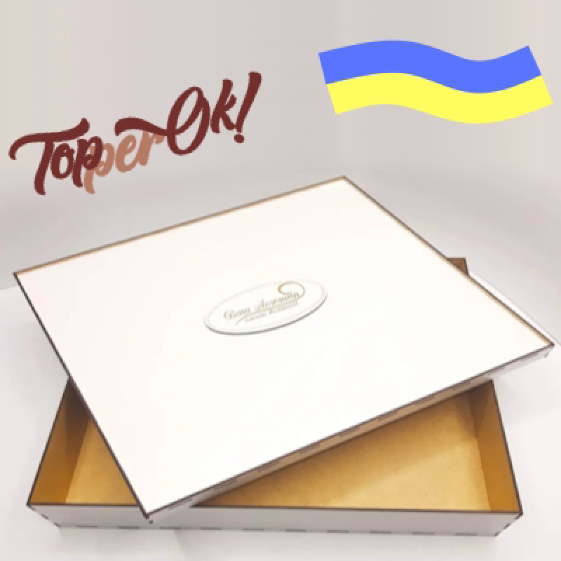 Подарункова коробка велика 37х26х11 см