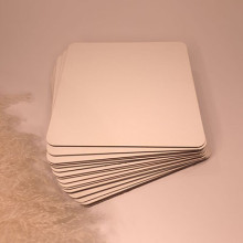 Біла підкладка квадратна