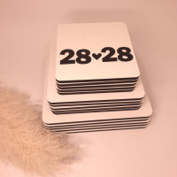 Біла підкладка квадратна 28 см Біла підкладка квадратна 28 см