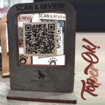 Настольная подставка с QR-кодом для меню ресторанов и кафе