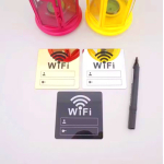 Табличка Wi-Fi з паролем із дзеркального акрилу Табличка Wi-Fi з паролем із дзеркального акрилу