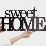 Замовити напис Sweet Home в чорному кольорі: стиль у контрастах Замовити напис Sweet Home в чорному кольорі: стиль у контрастах