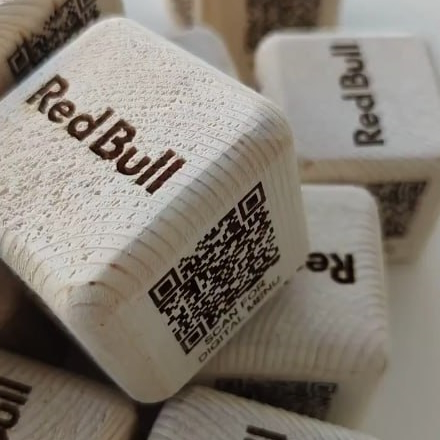 Продвижение вашего бизнеса. Кубики с QR кодом